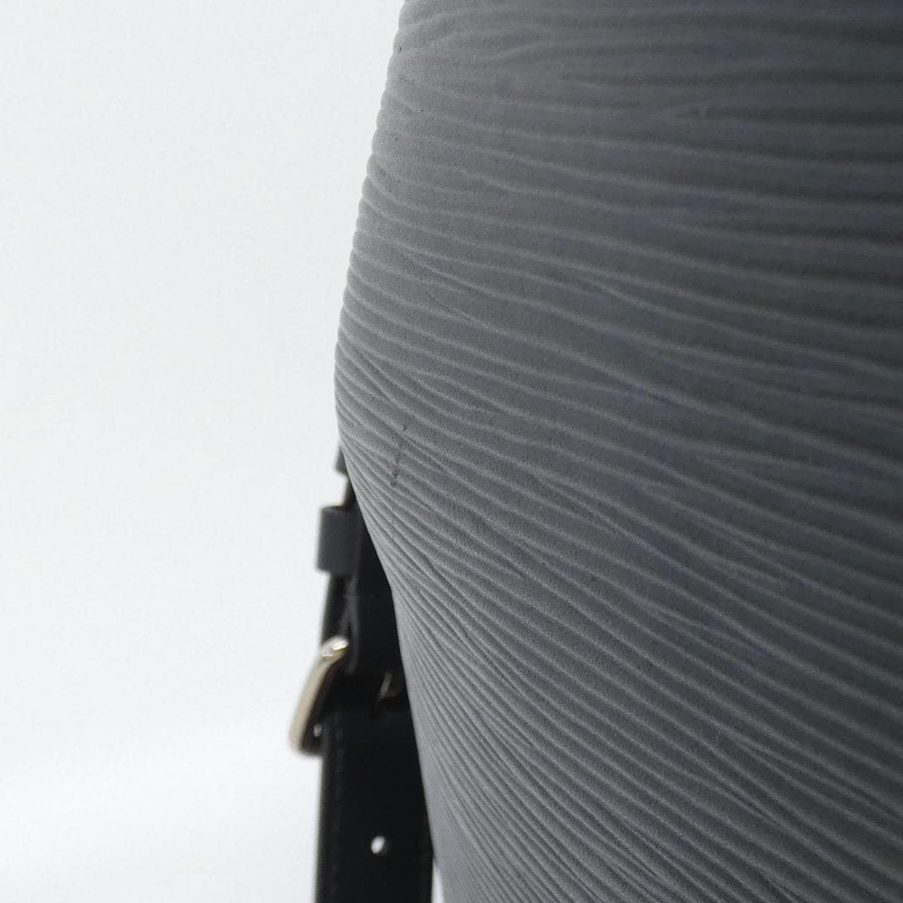 LOUIS VUITTON M51068 Shoulder Epi 5