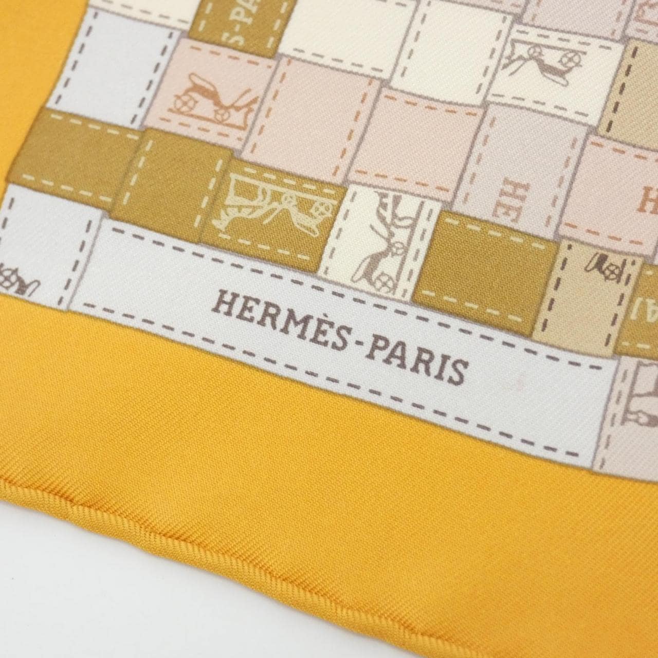 HERMES Scarf 2
