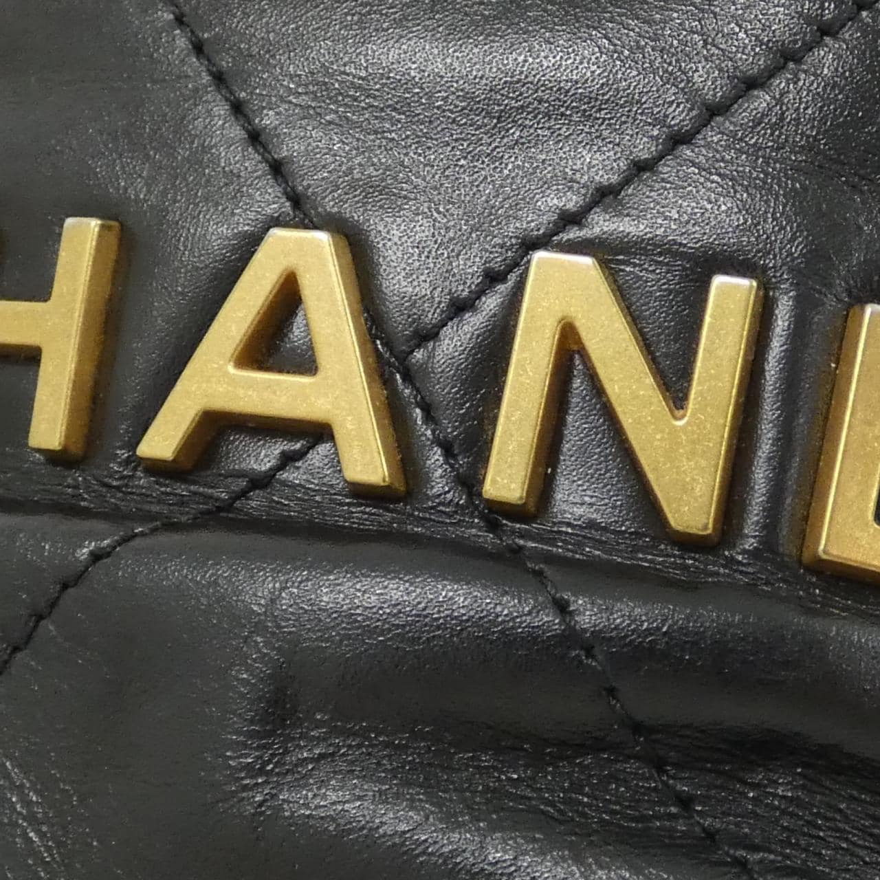 CHANEL Chanel 22 AS3980 Handbag 5