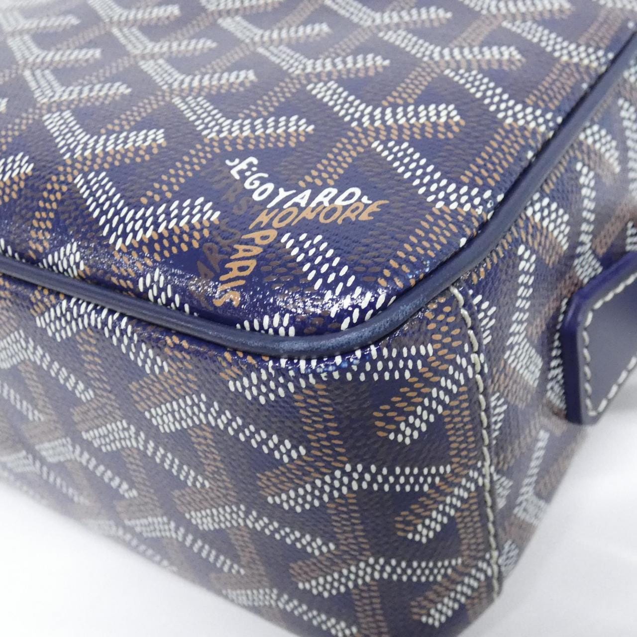 GOYARD AMA CAPVERT Shoulder Canvas 3