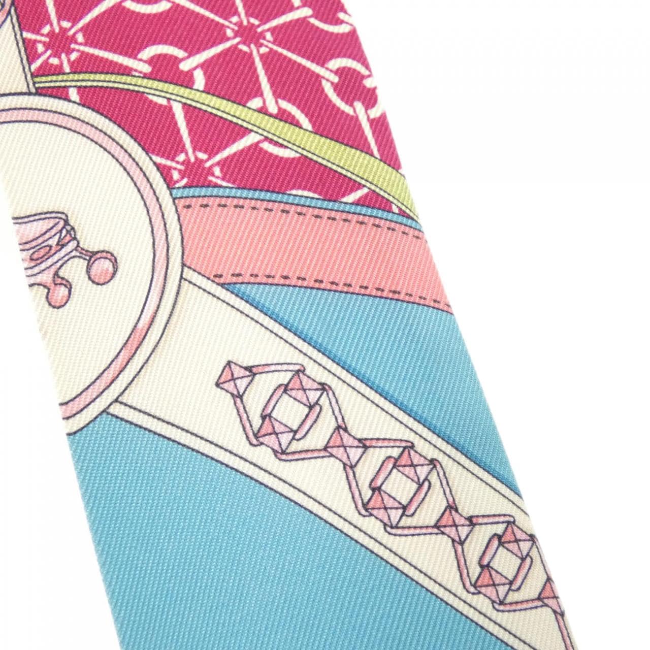 HERMES Scarf 3