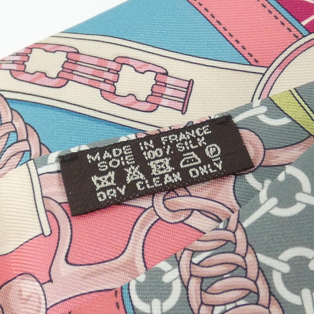 HERMES Scarf 4
