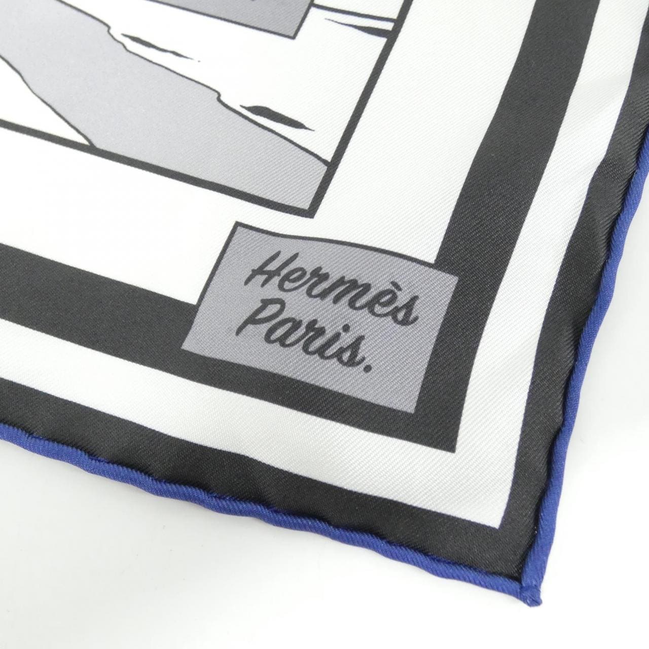 HERMES Scarf 3