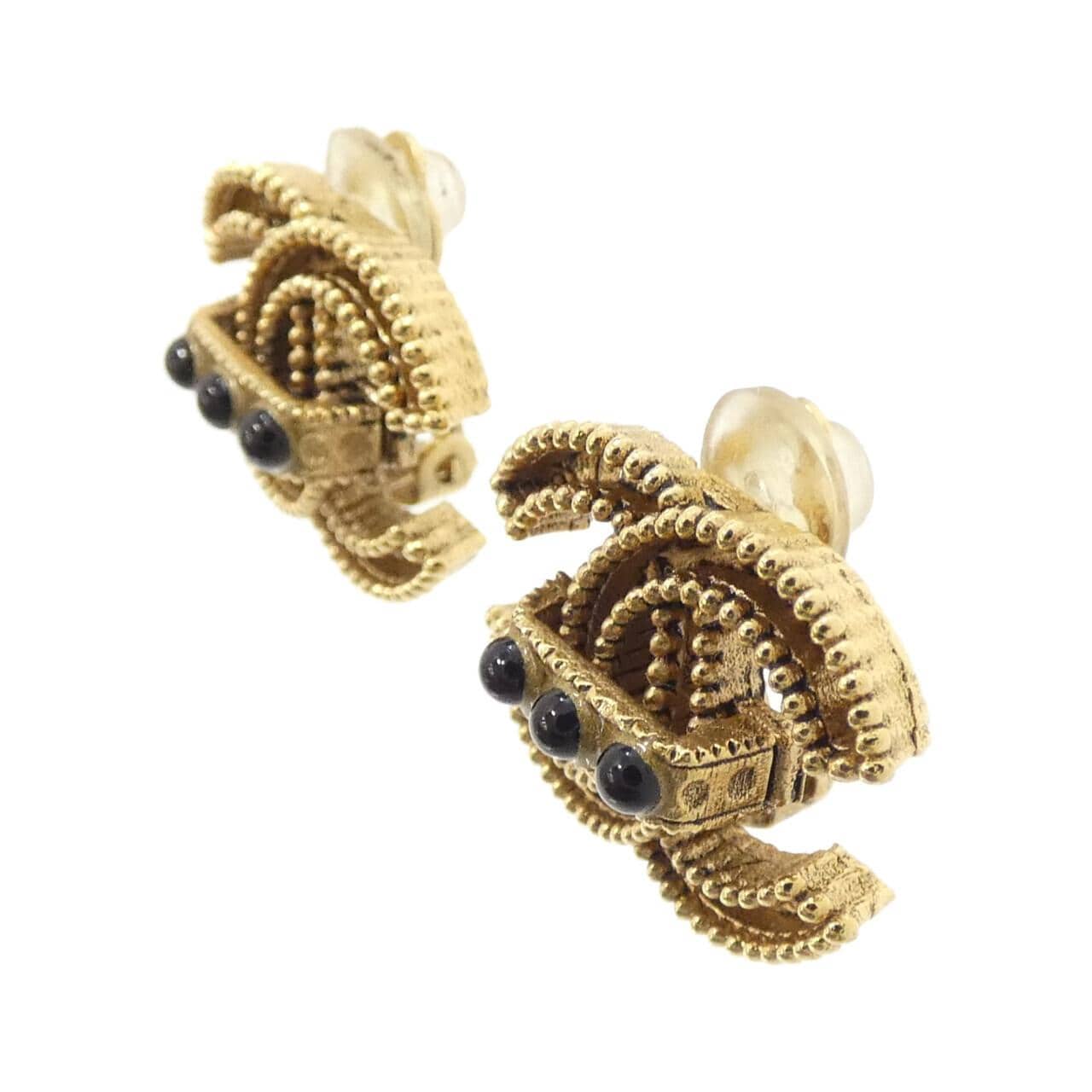 CHANEL Accessories 2