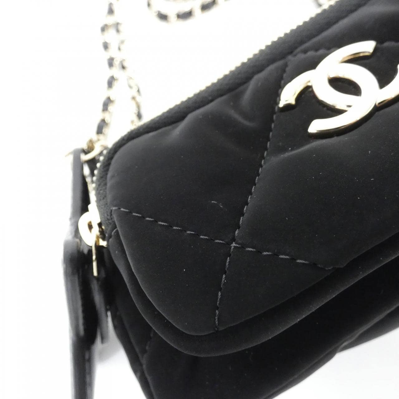 CHANEL AP4772 Wallet Nylon 4