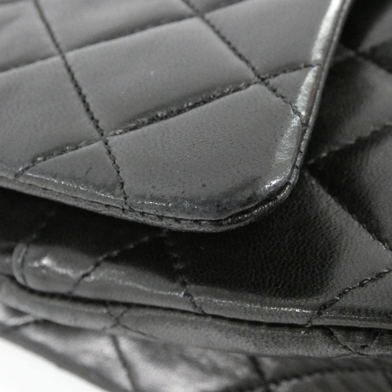 CHANEL Matelasse 1112 Shoulder Lambskin 4