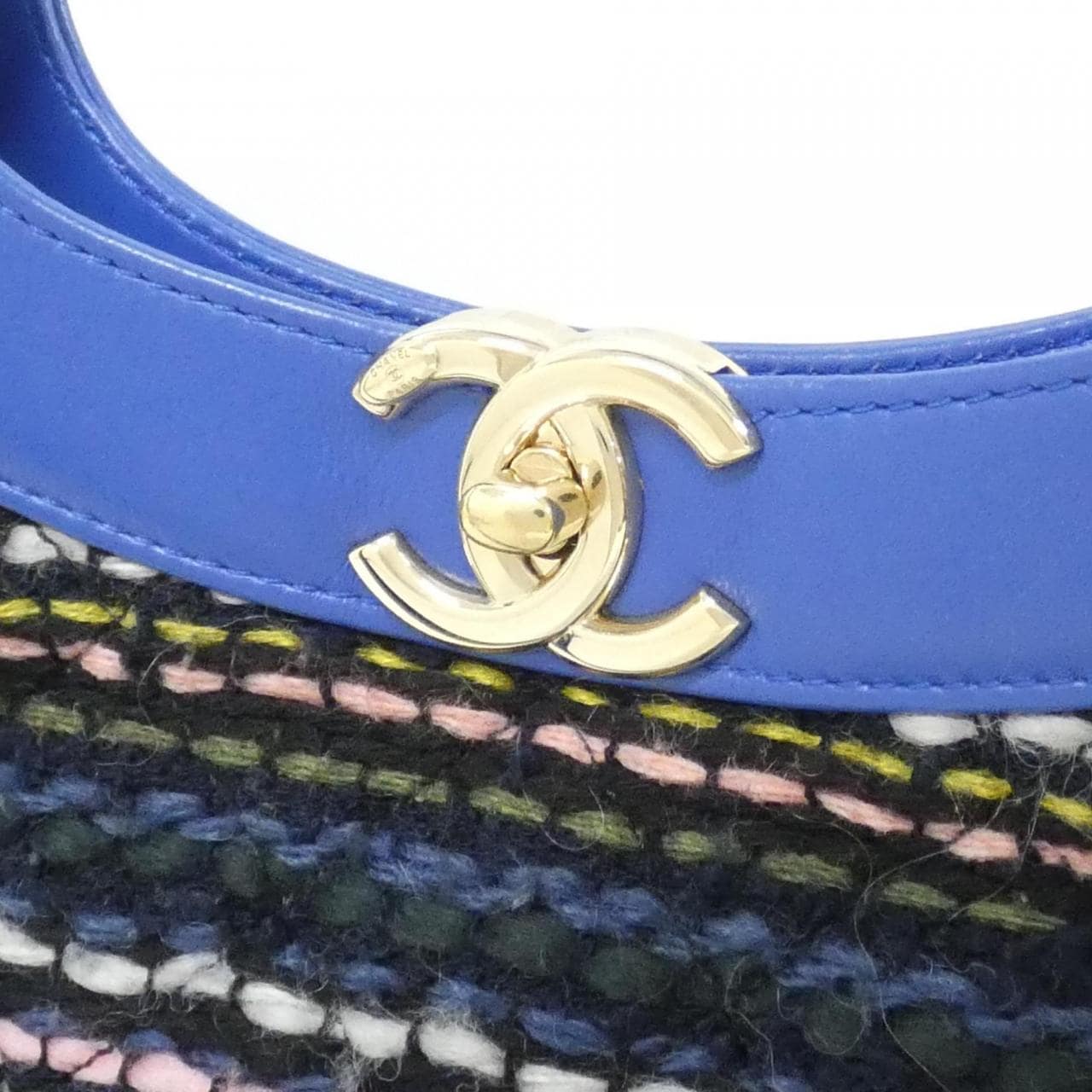 CHANEL 57977 Handbag Tweed 4