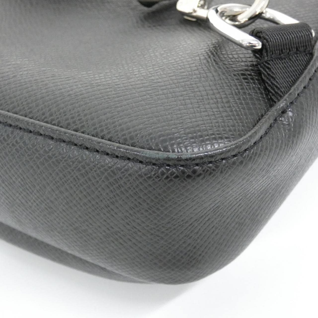 LOUIS VUITTON Avenue M30443 Shoulder 3