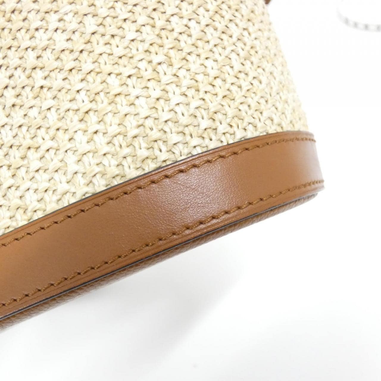 LOUIS VUITTON M59962 Handbag 4