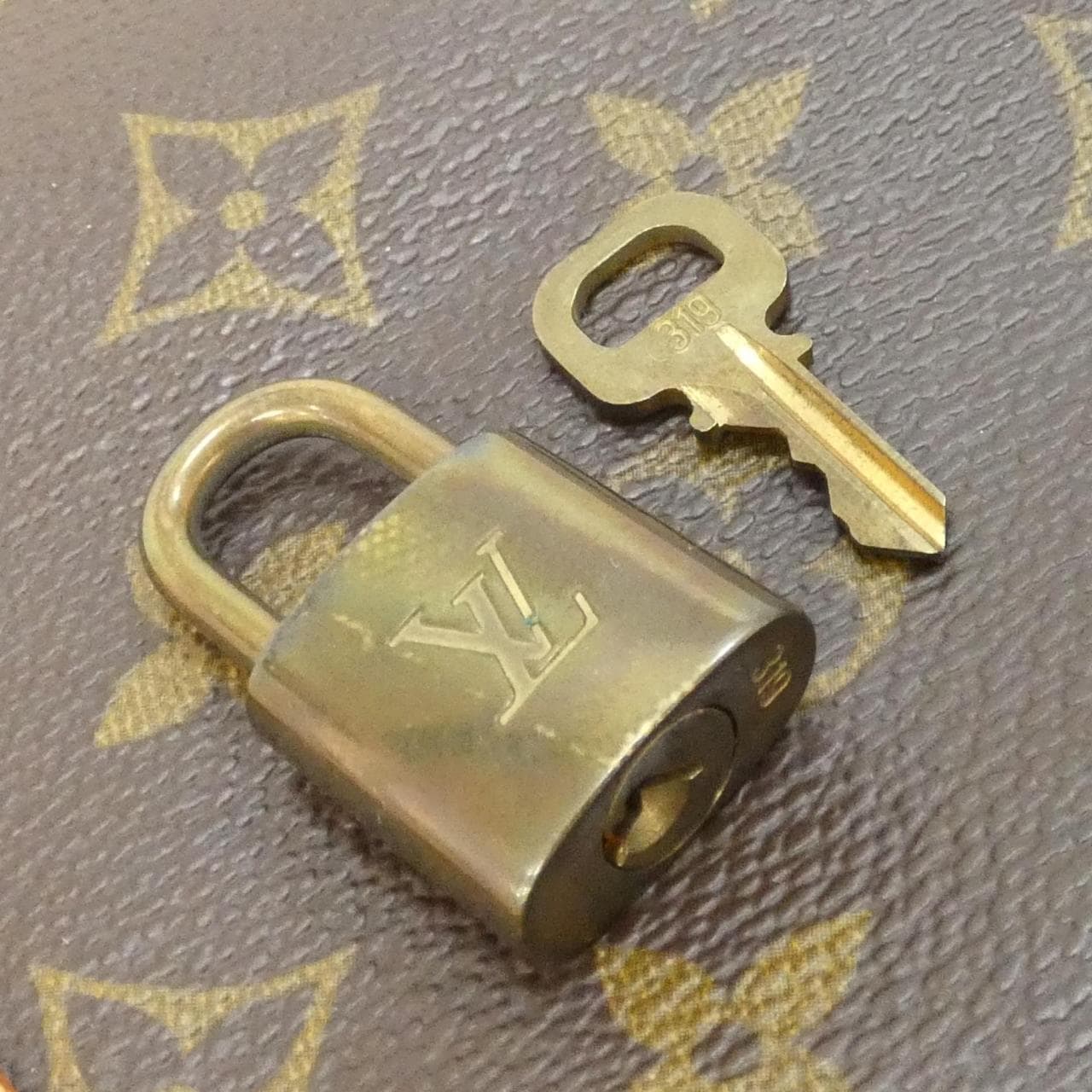 LOUIS VUITTON Keepall M41428 Bag Monogram 3