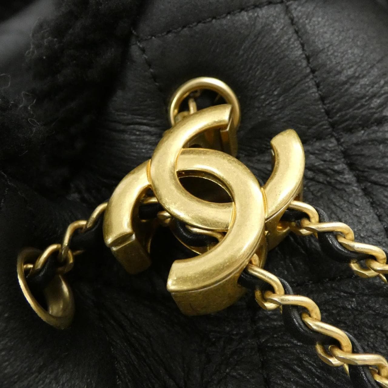 CHANEL AS5311 Shoulder 4