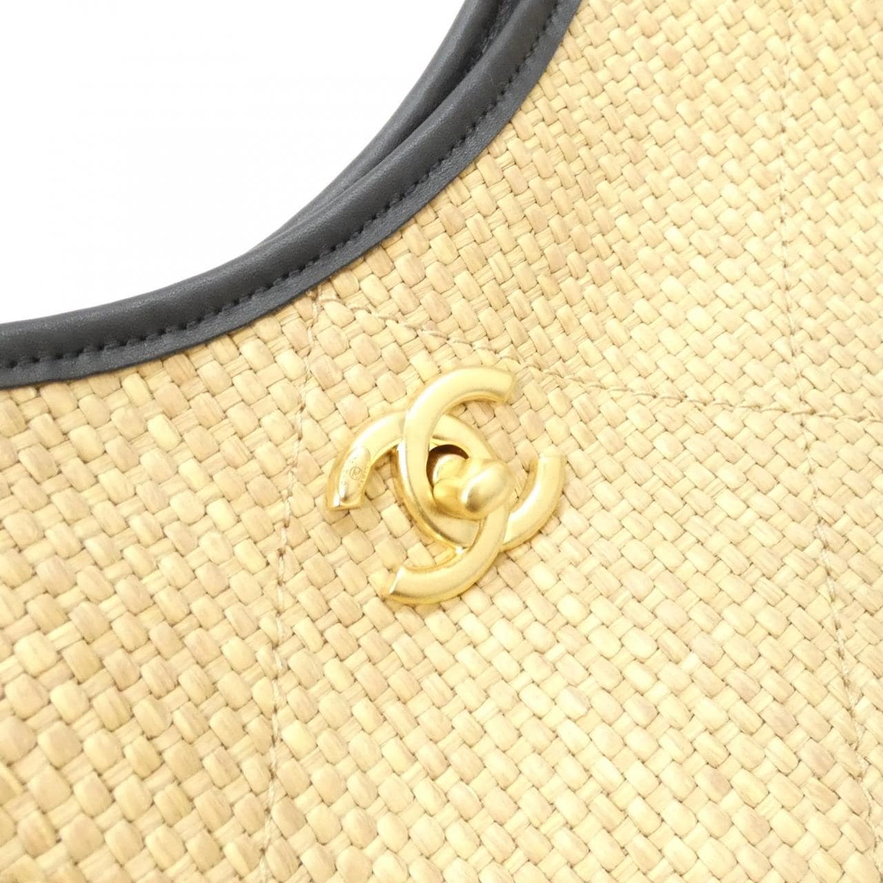 CHANEL AS5463 Shoulder Canvas 4