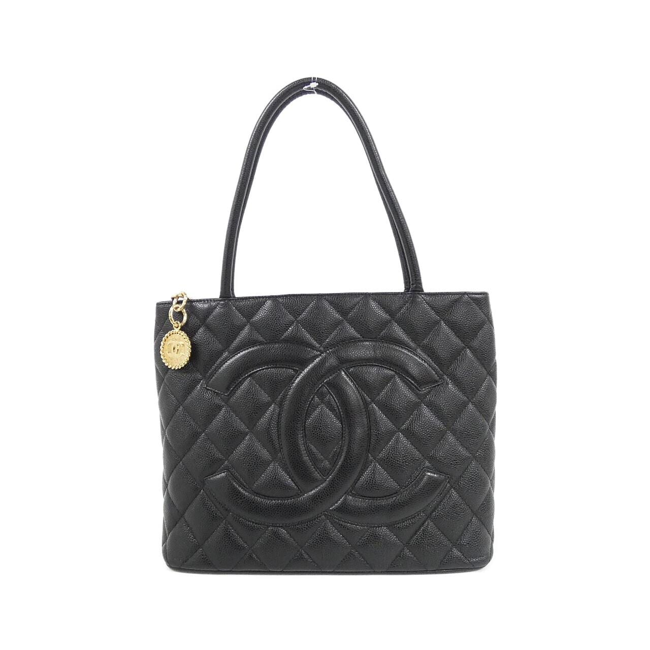 CHANEL Matelasse 1804 Handbag Grained Calfskin