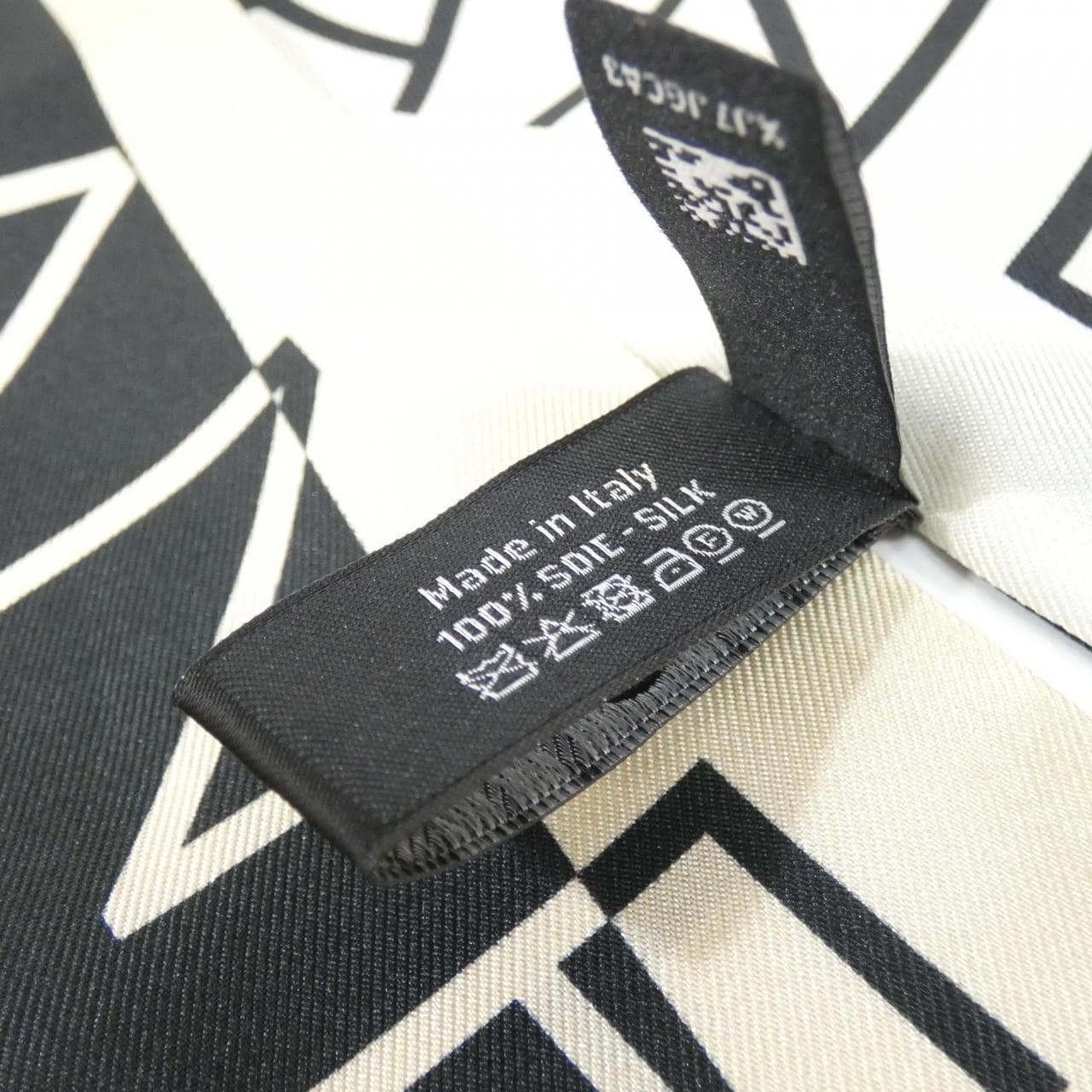 CHANEL AAA483 4