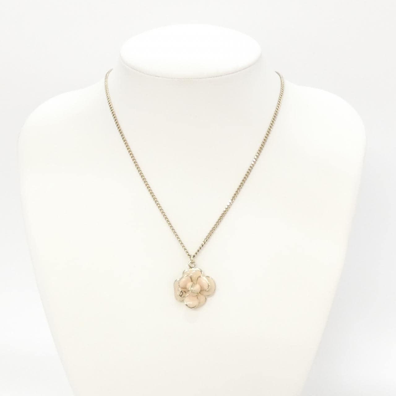 CHANEL Accessories 5