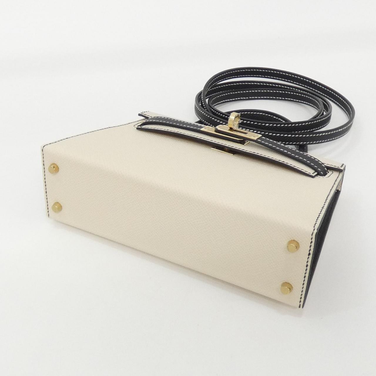 HERMES Kelly Handbag Epsom 3