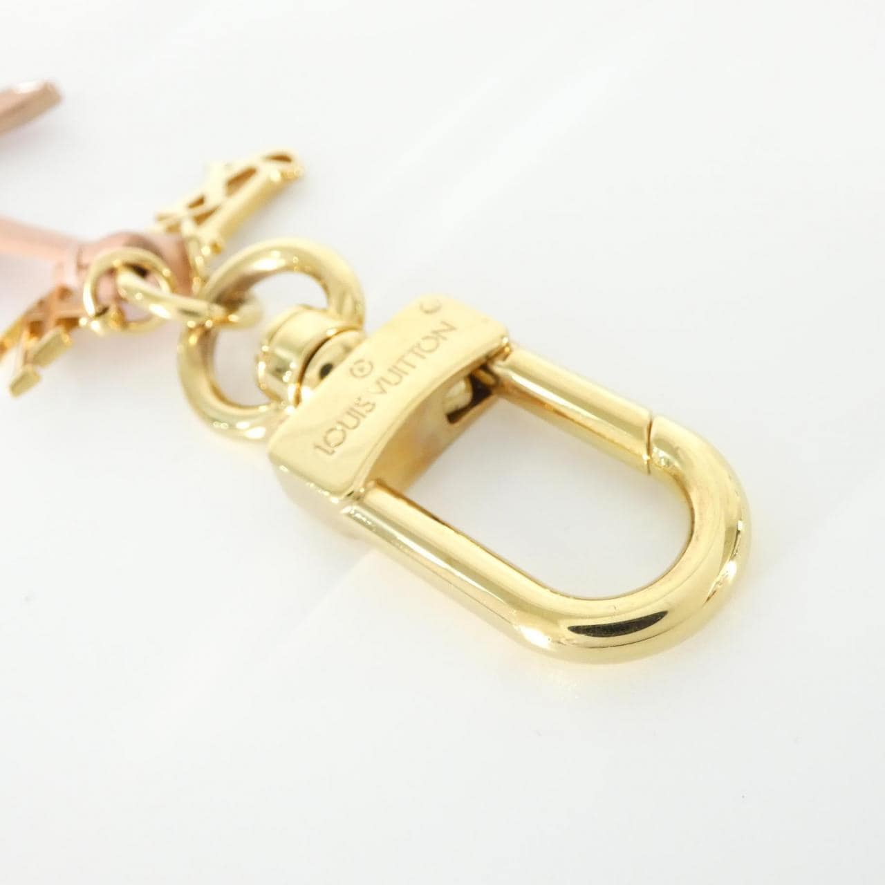 LOUIS VUITTON M62734 Key Case 4