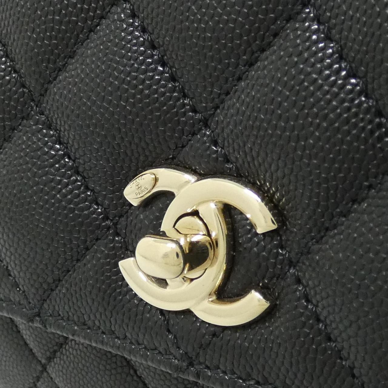 CHANEL Matelasse 92990 Handbag Grained Calfskin 4