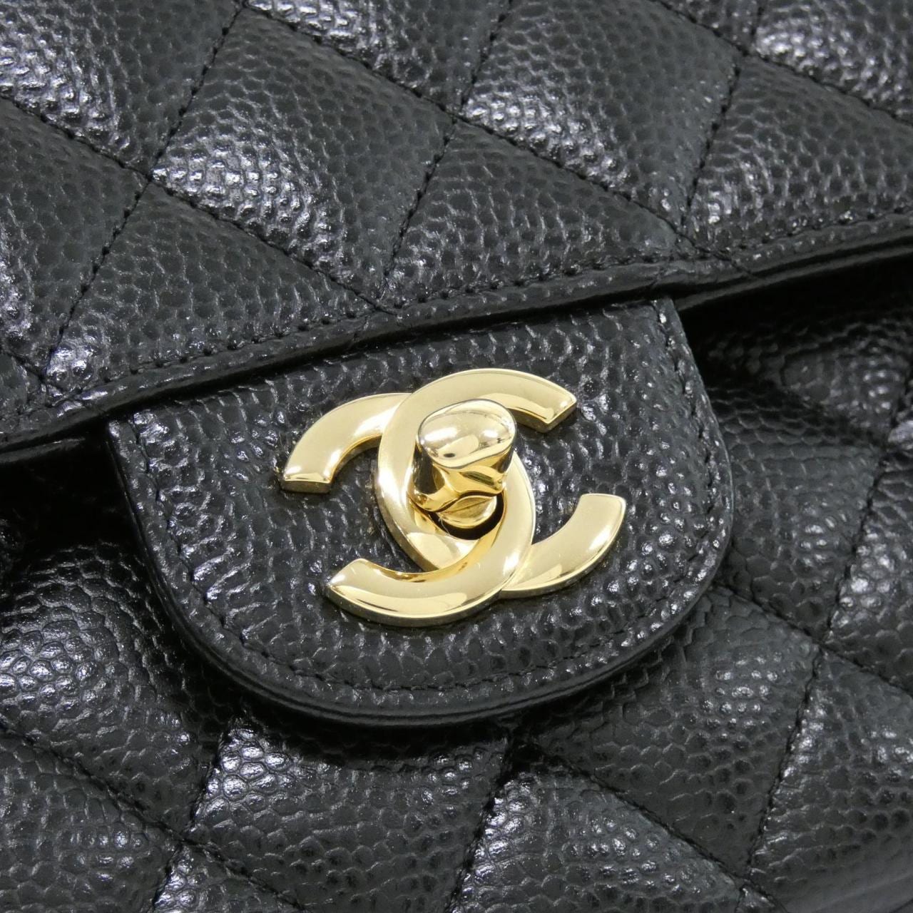 CHANEL Matelasse 1112 Shoulder Grained Calfskin 4