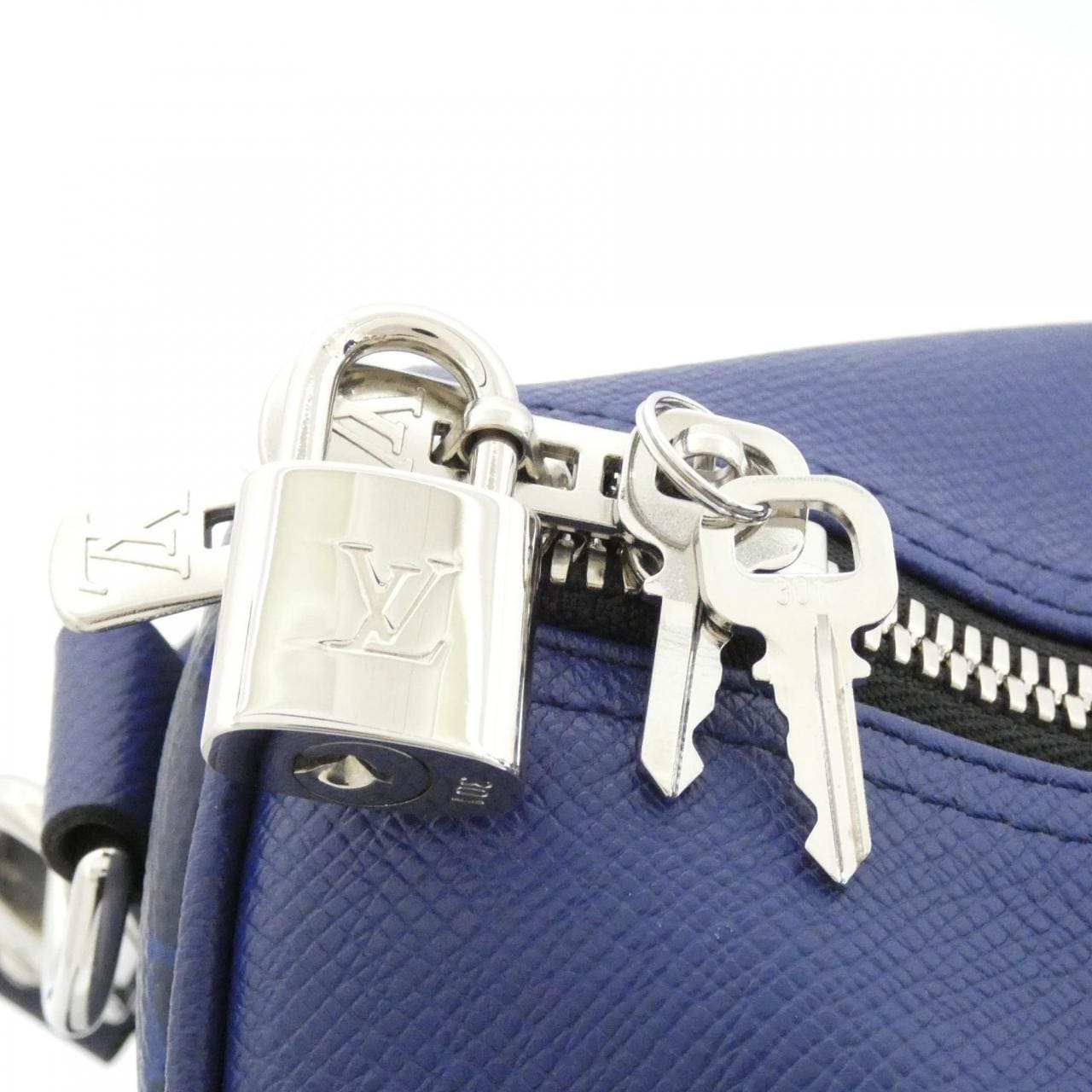 LOUIS VUITTON Keepall M53766 Boston Canvas 3