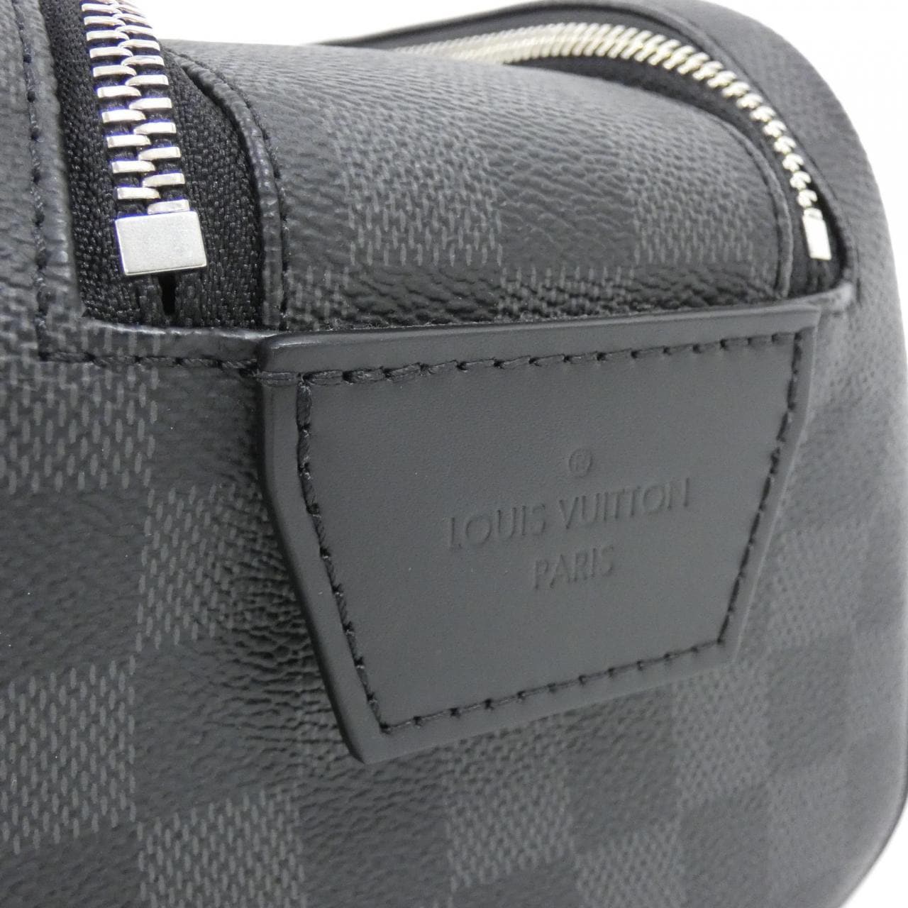 LOUIS VUITTON N40127 Pouch Damier 3