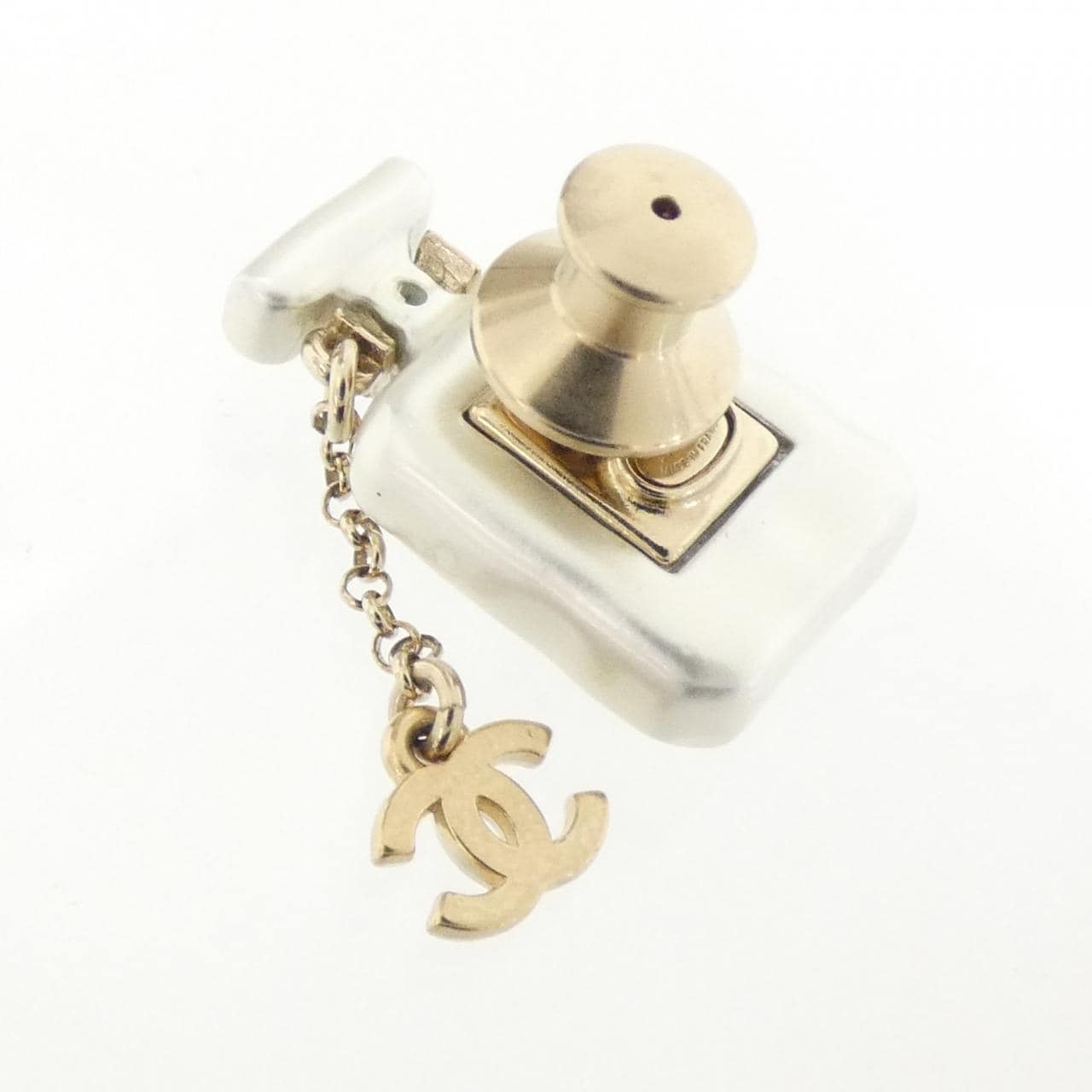 CHANEL Accessories 3