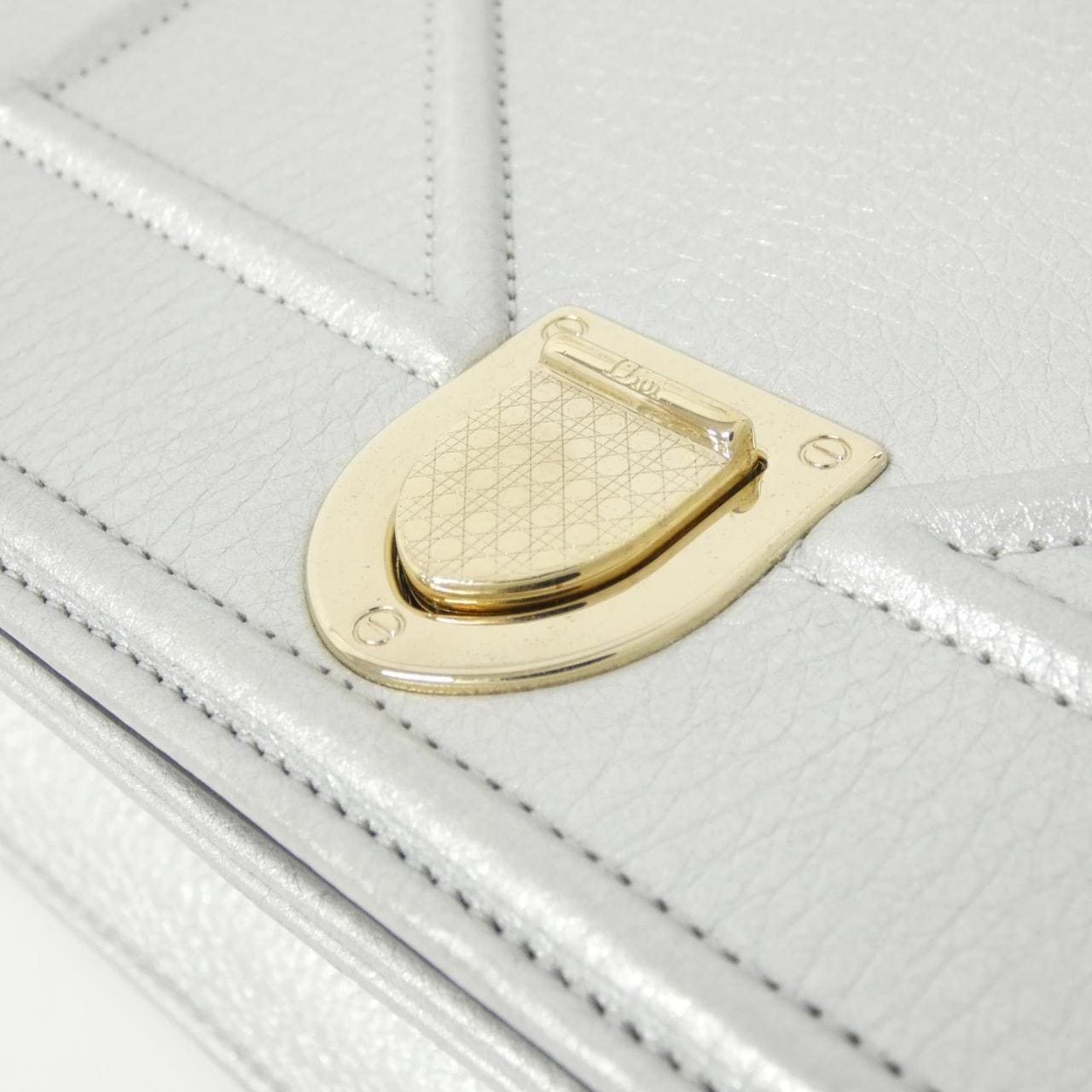 DIOR Saddle M0421OVKQ 肩背包 5