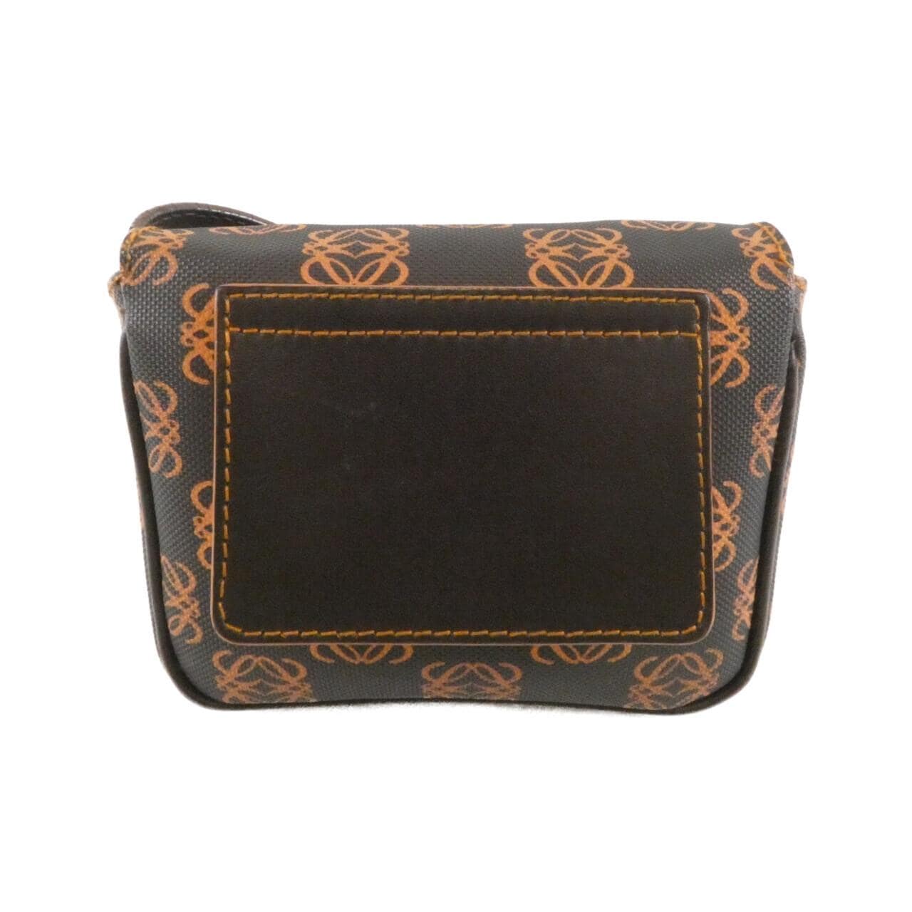 LOEWE 104 80 204 肩背包 2