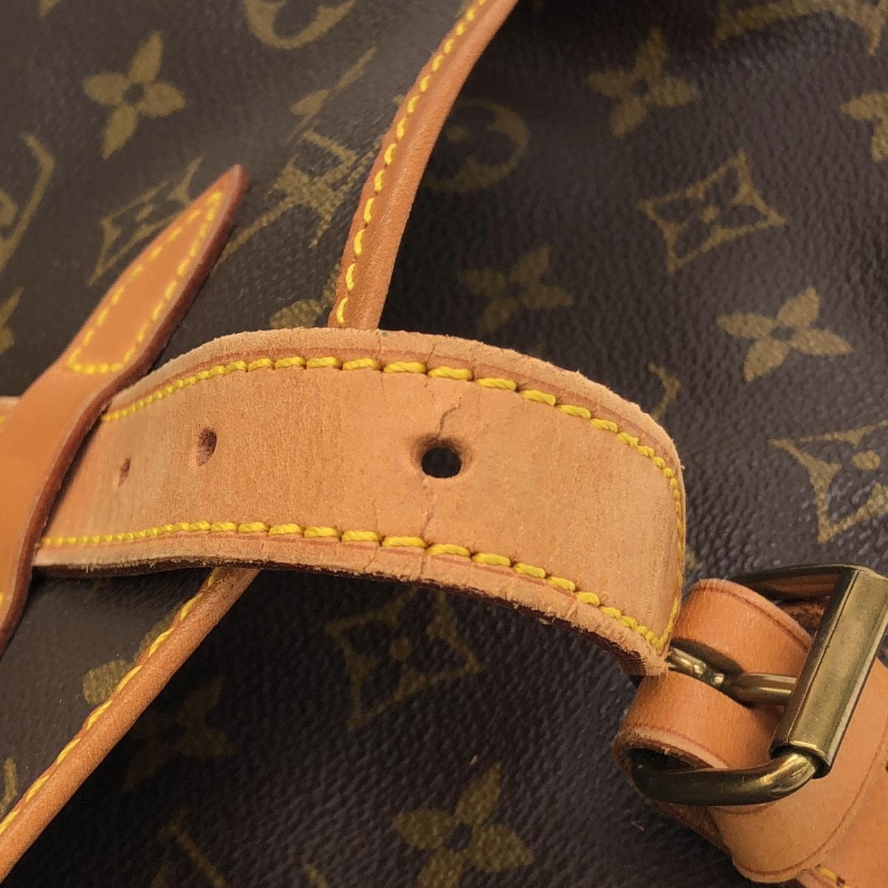 LOUIS VUITTON Saumur M42256 肩背包 Monogram 5