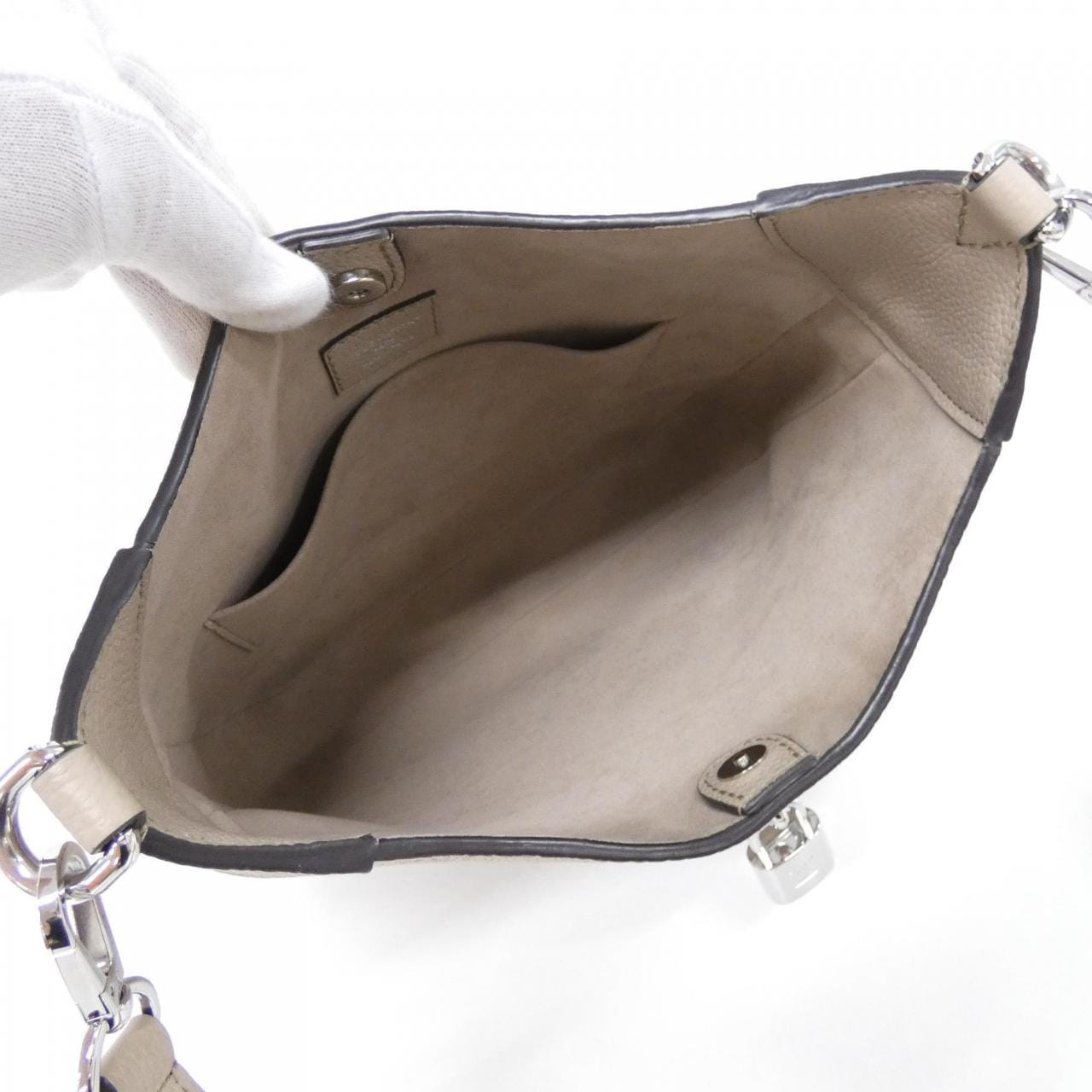 LOUIS VUITTON Mahina M14617 手提包 5