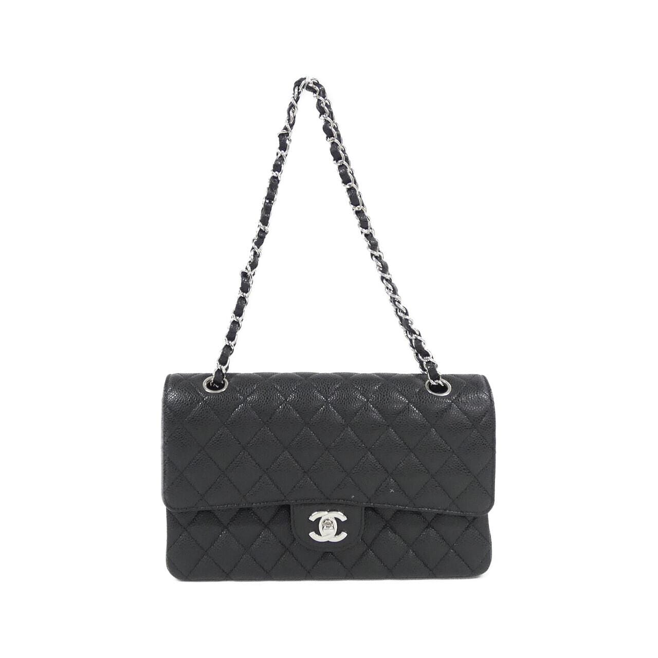 CHANEL Matelasse 1112 Shoulder Grained Calfskin