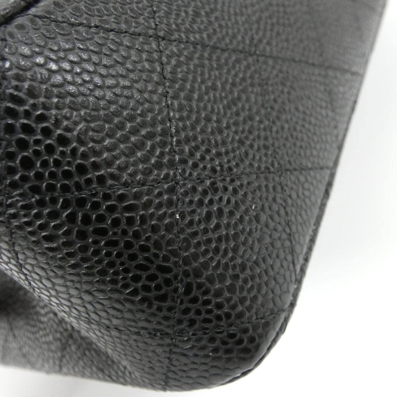 CHANEL Matelasse 1112 Shoulder Grained Calfskin 3