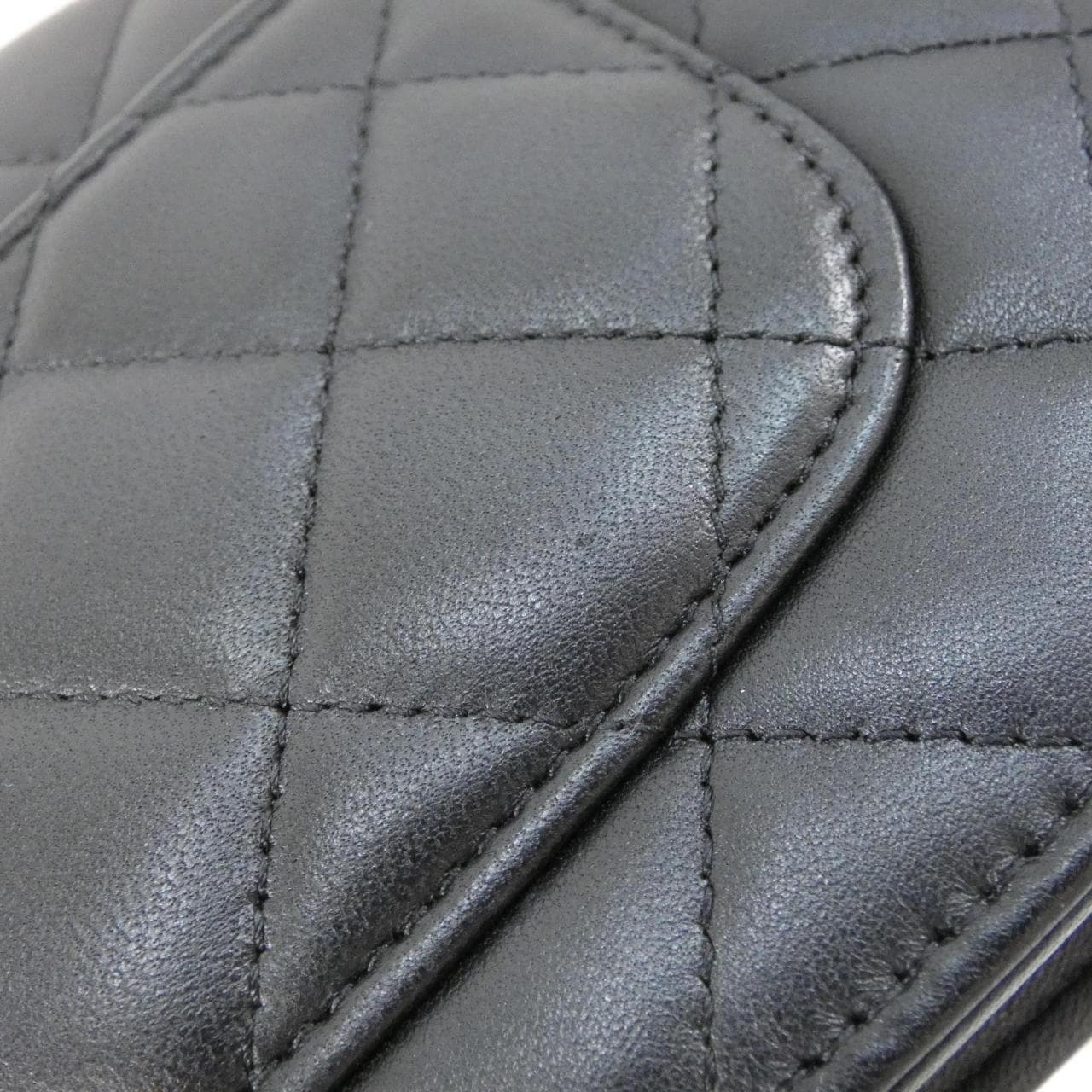 CHANEL AP4241 Wallet Lambskin 5