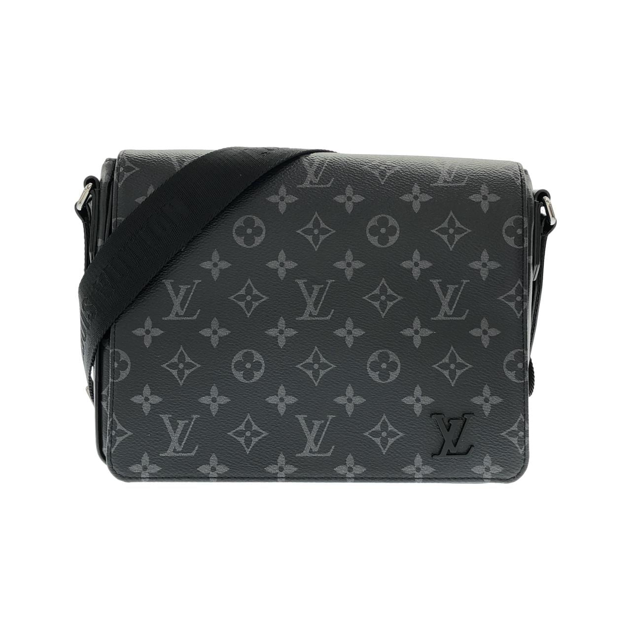 LOUIS VUITTON District M46255 Shoulder Monogram
