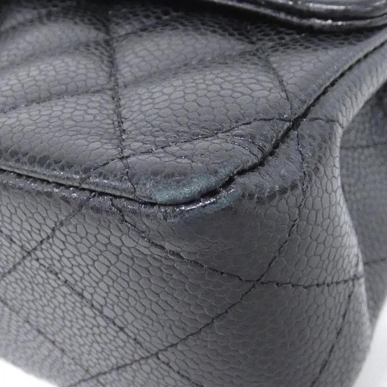 CHANEL Matelasse 1112 Shoulder Grained Calfskin 3