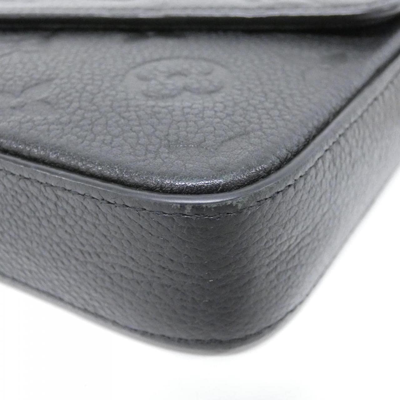 LOUIS VUITTON Pochette M82477 Shoulder Monogram 3