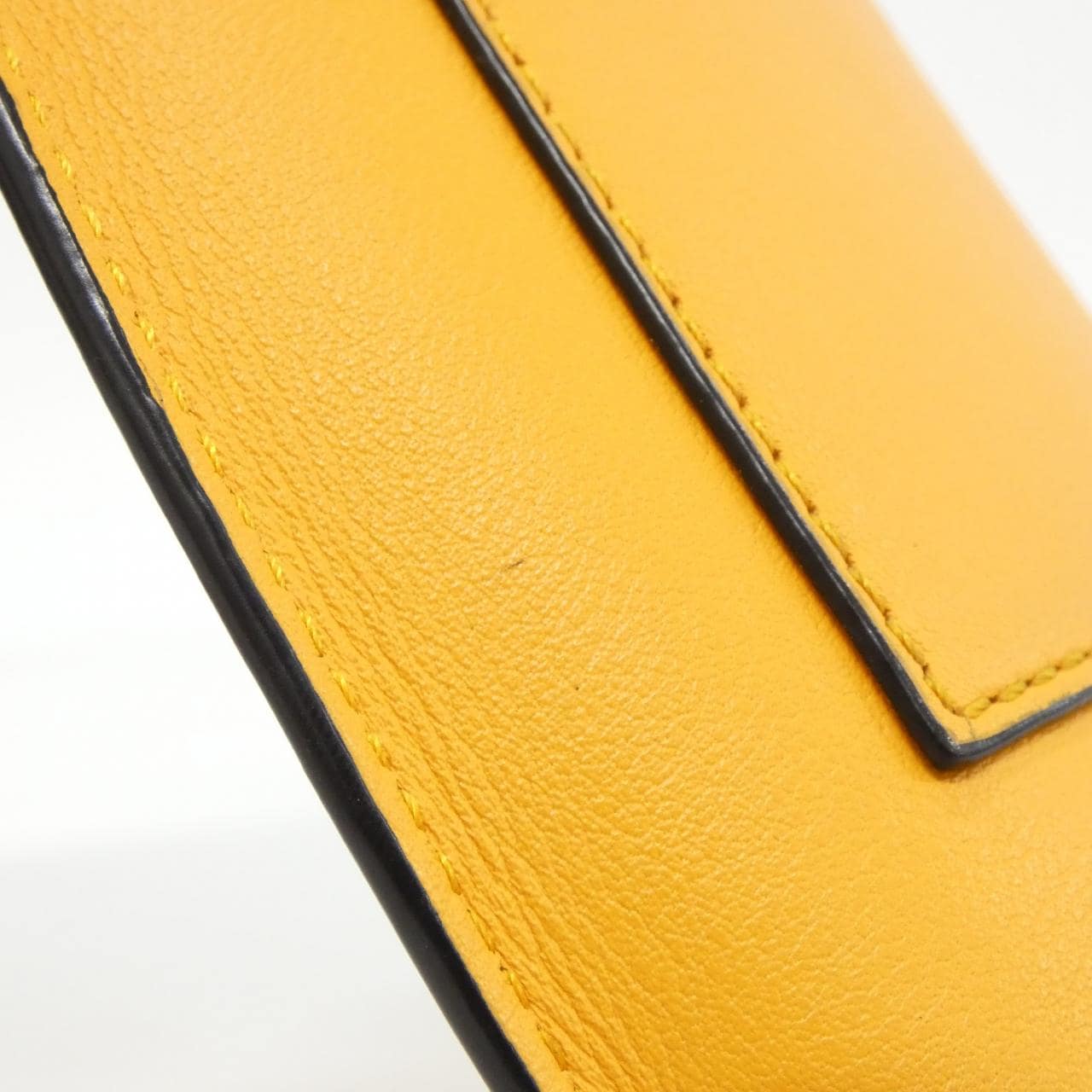 LOEWE C623B02X04 肩背包 5