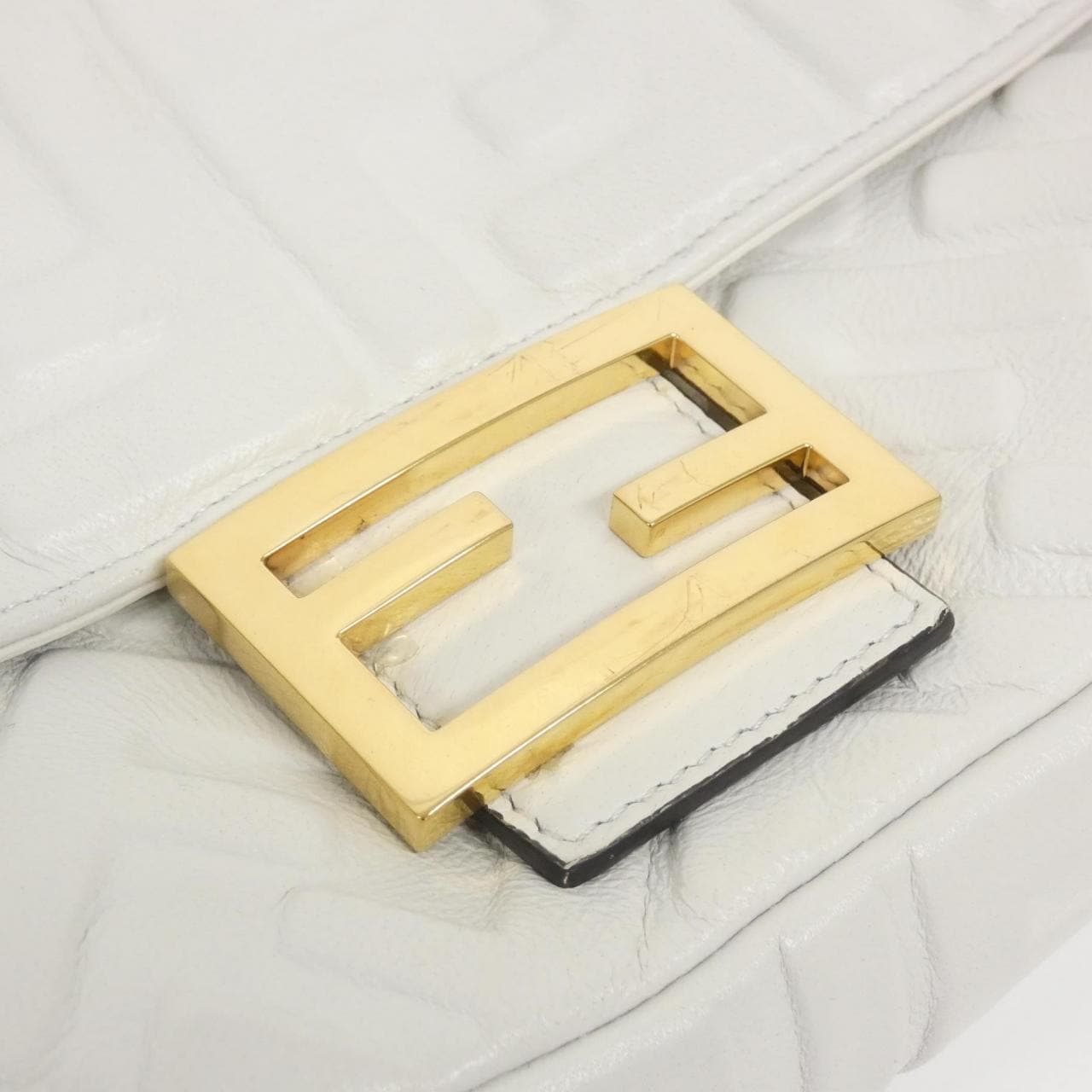 FENDI Baguette 8BR600 A72V 肩背包 羊皮 4