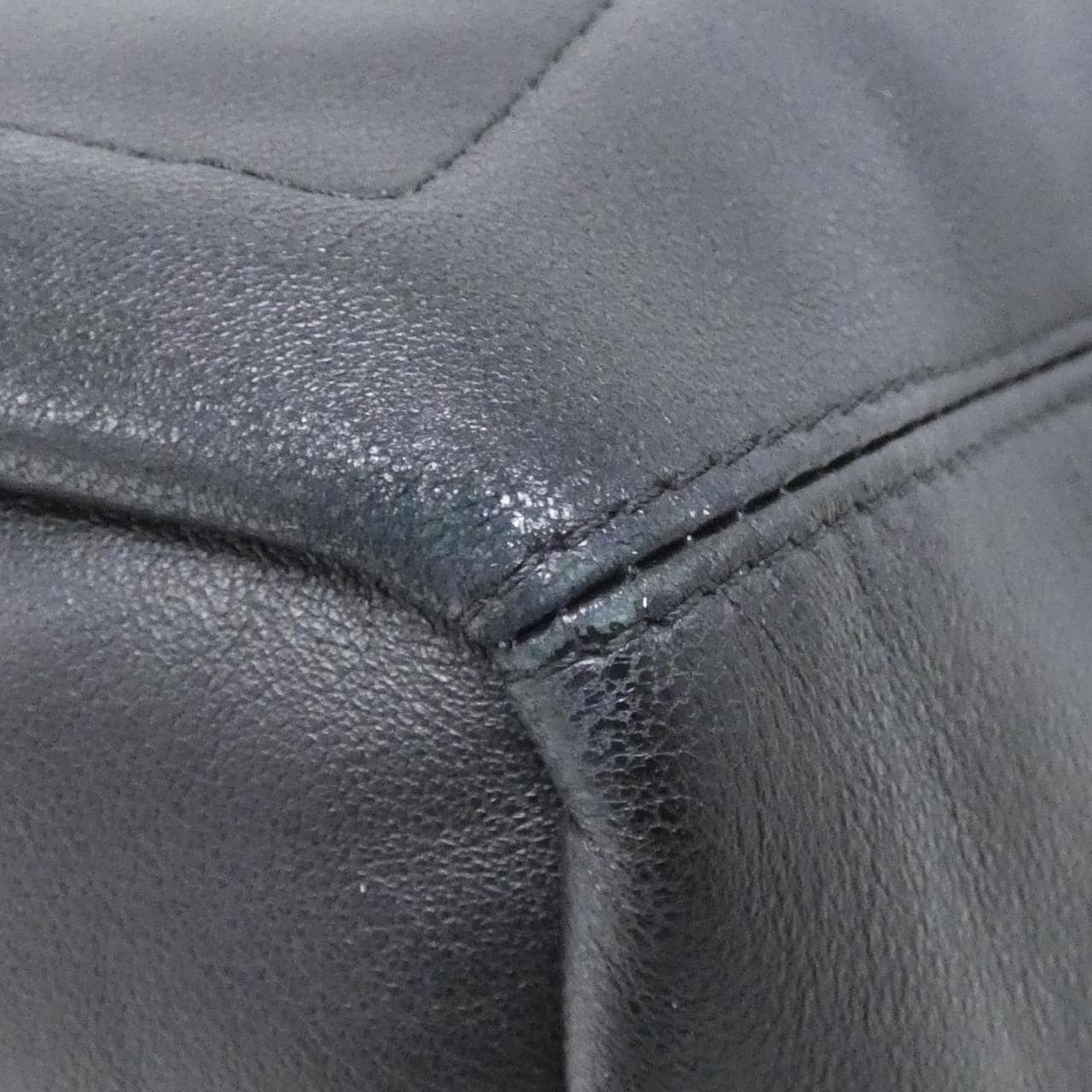 LOEWE A914NCHX01 Shoulder Lambskin 3