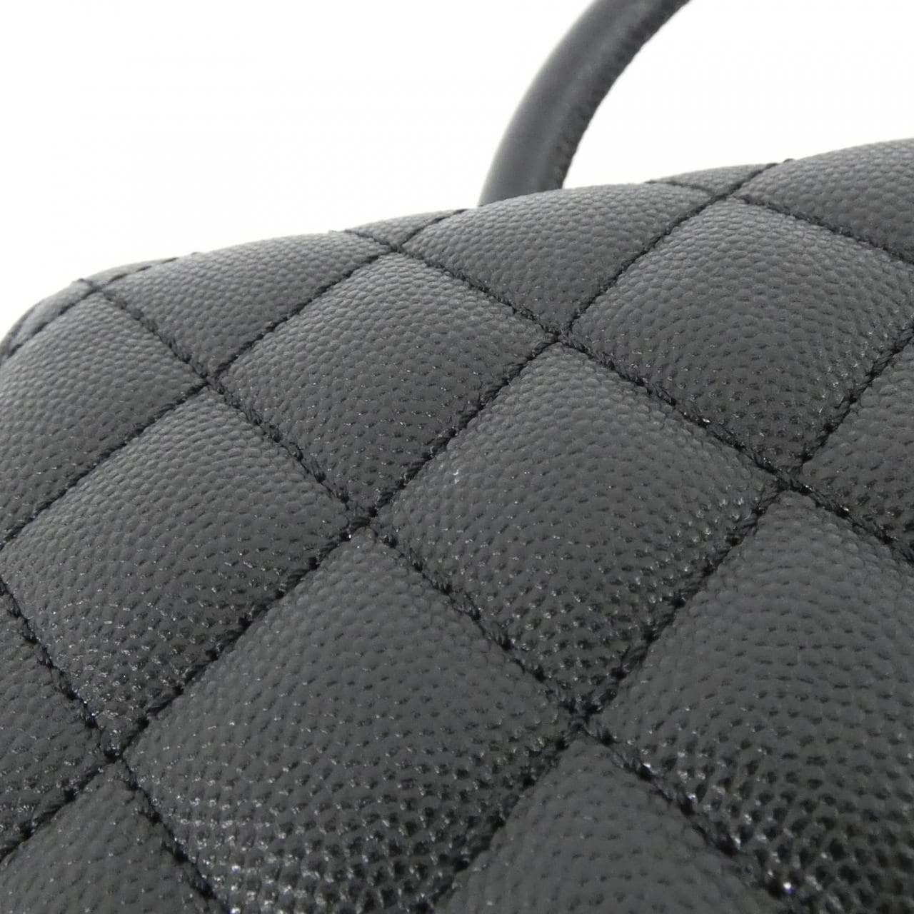 CHANEL Matelasse 92991 Handbag Grained Calfskin 4