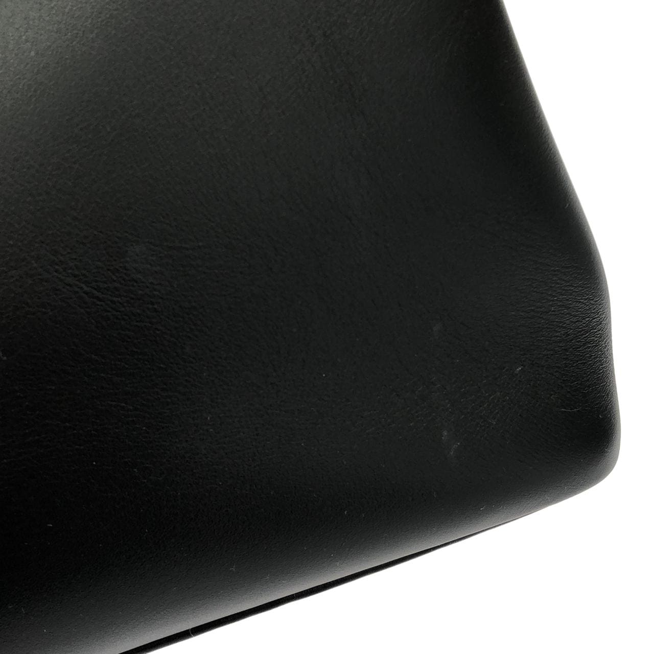 LOUIS VUITTON Capucines M24607 手提包 4