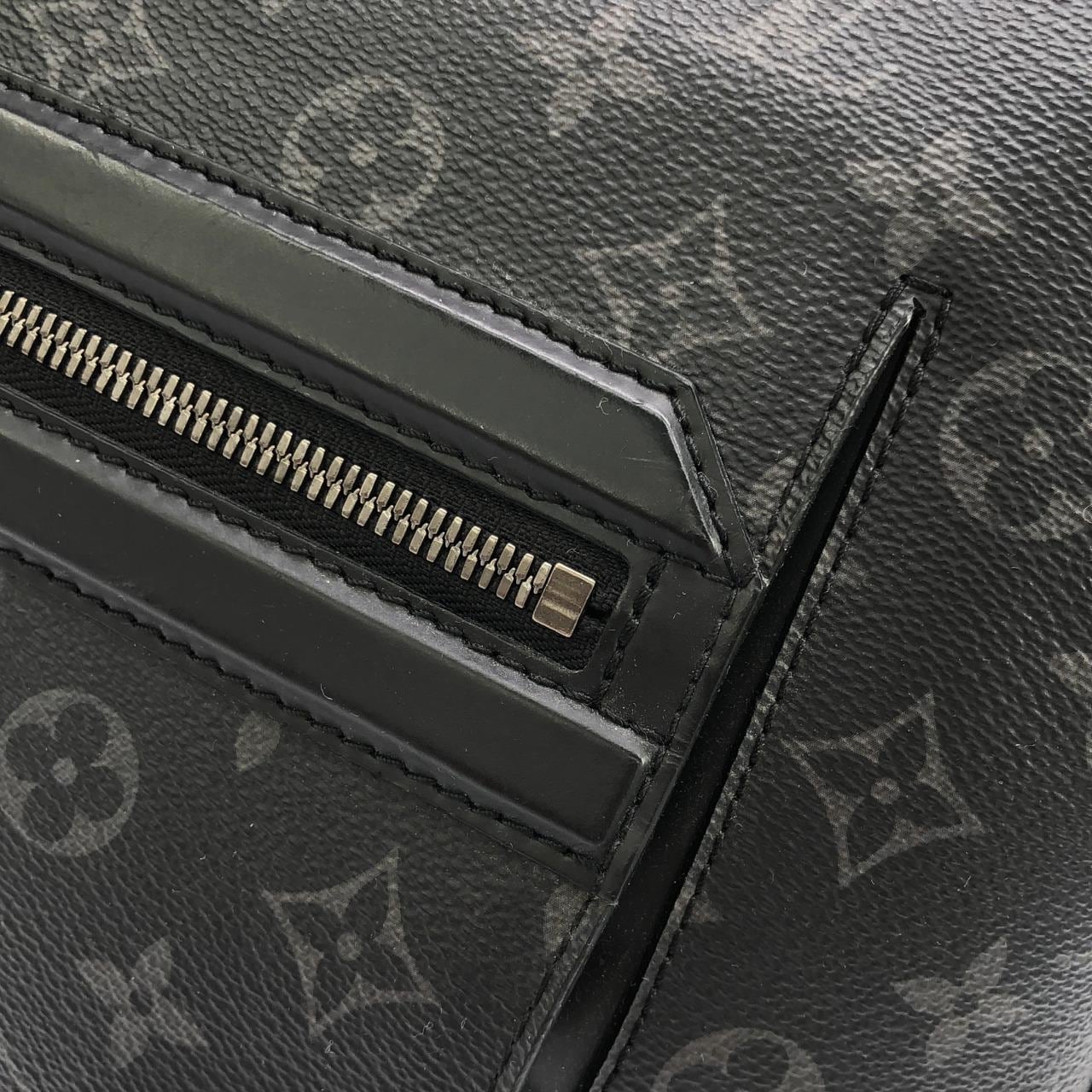 LOUIS VUITTON Eclipse M44224 肩背包 Monogram 4