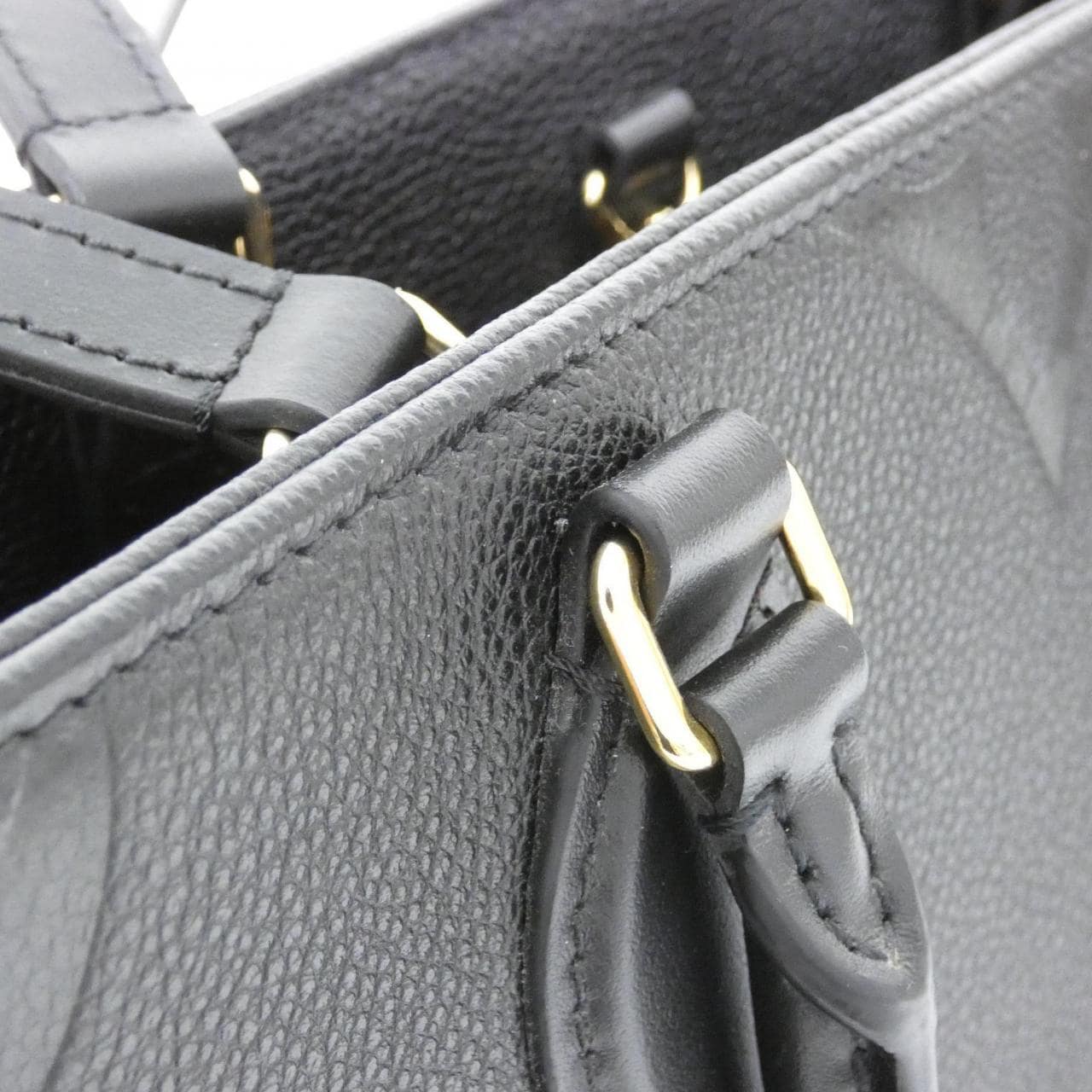 LOUIS VUITTON OnTheGo M45595 Handbag Monogram 4