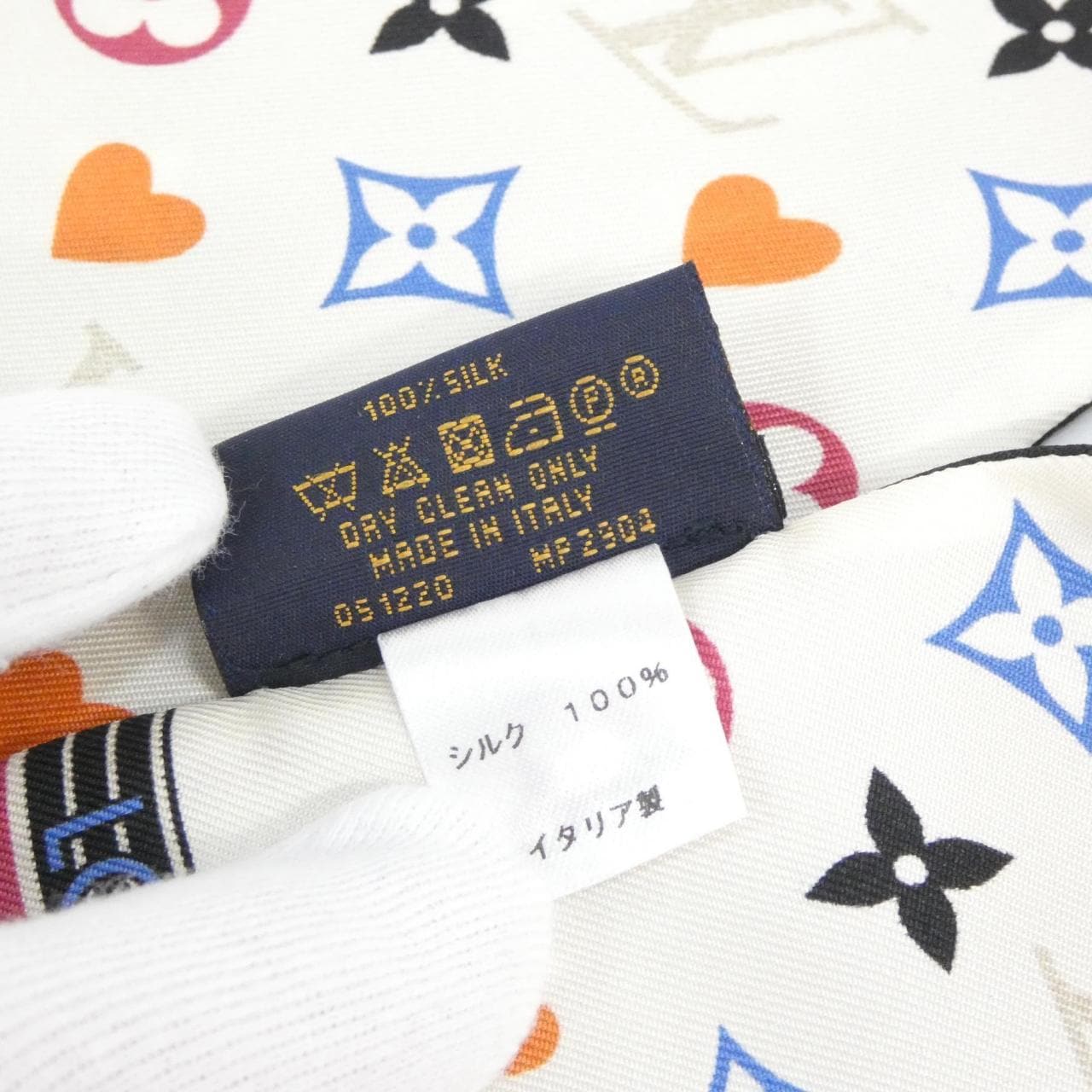 LOUIS VUITTON MP2904 Scarf 4