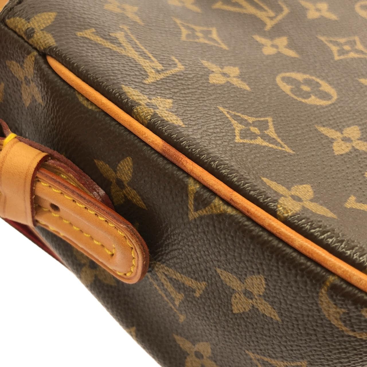 LOUIS VUITTON Viva Cité M51164 肩背包 Monogram 4