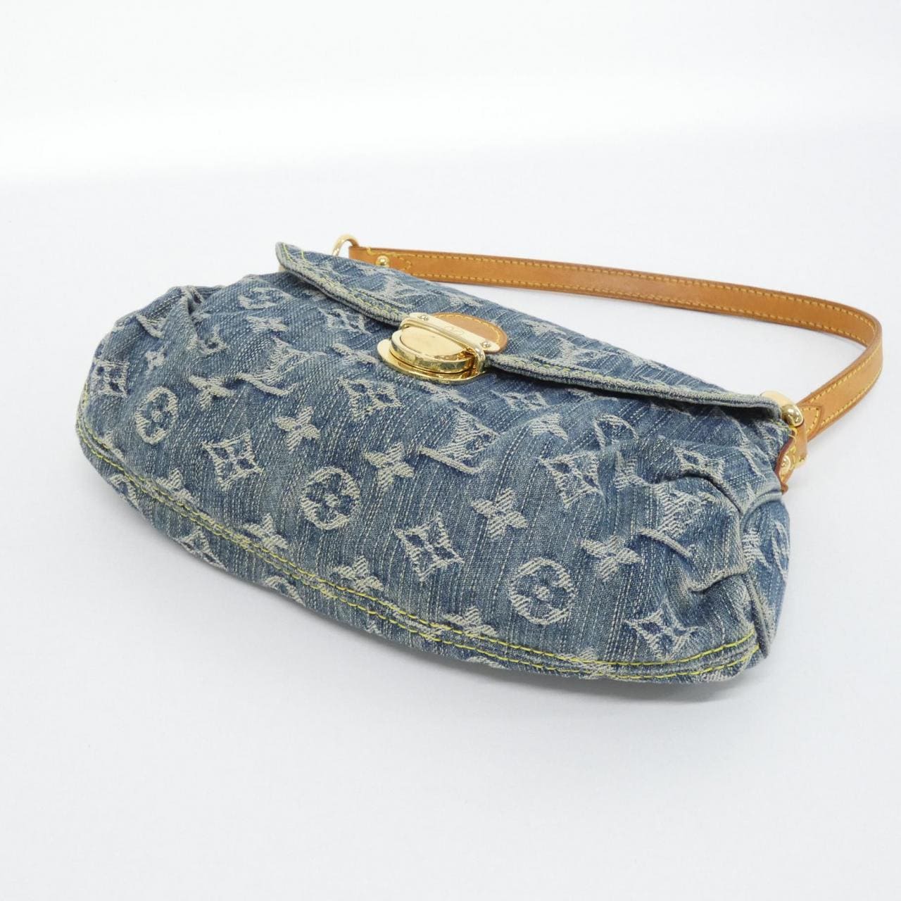 LOUIS VUITTON M95050 Shoulder Monogram 3