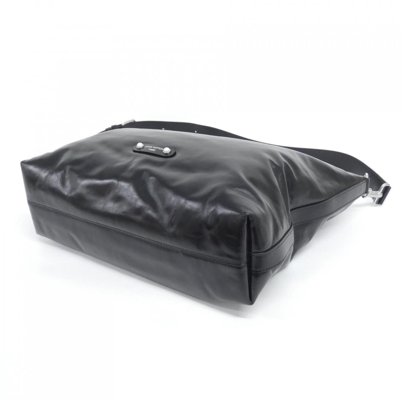 LOUIS VUITTON M13986 Handbag 3