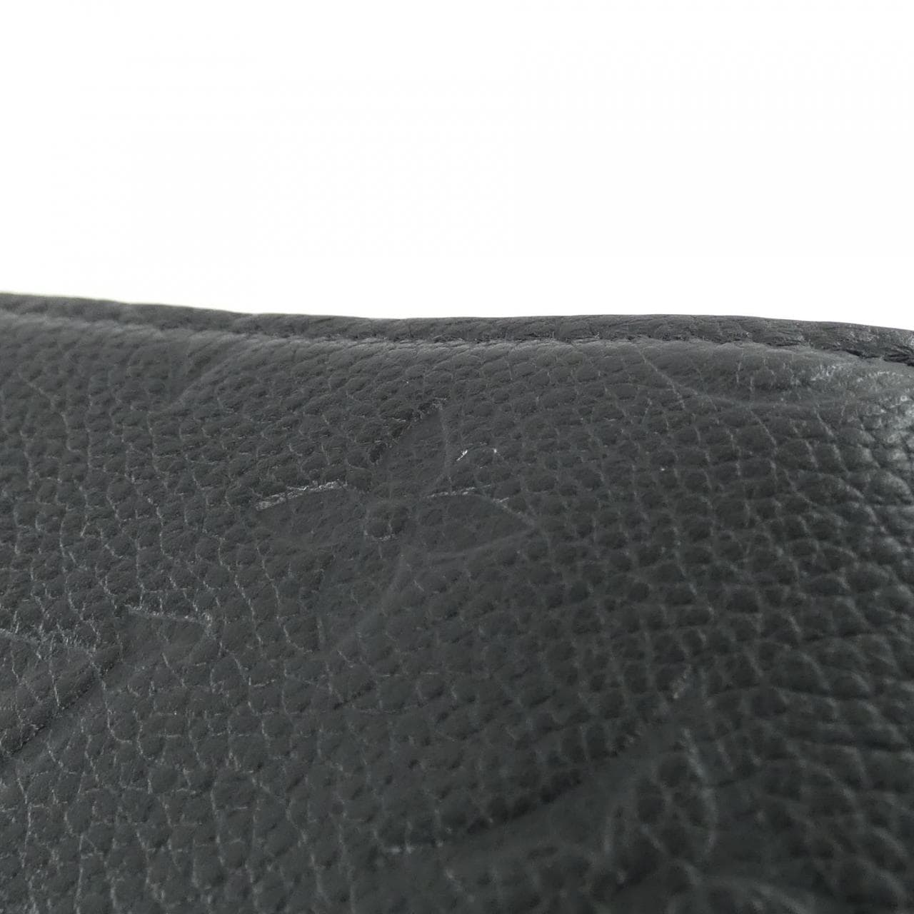 LOUIS VUITTON M80880 Wallet Monogram 4
