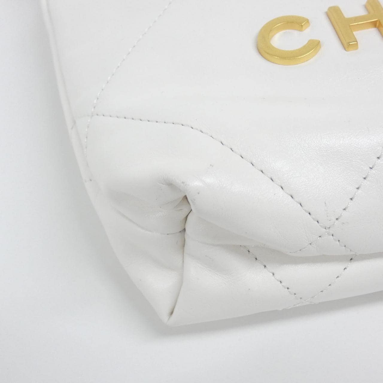 CHANEL Chanel 22 AS3980 Handbag 3