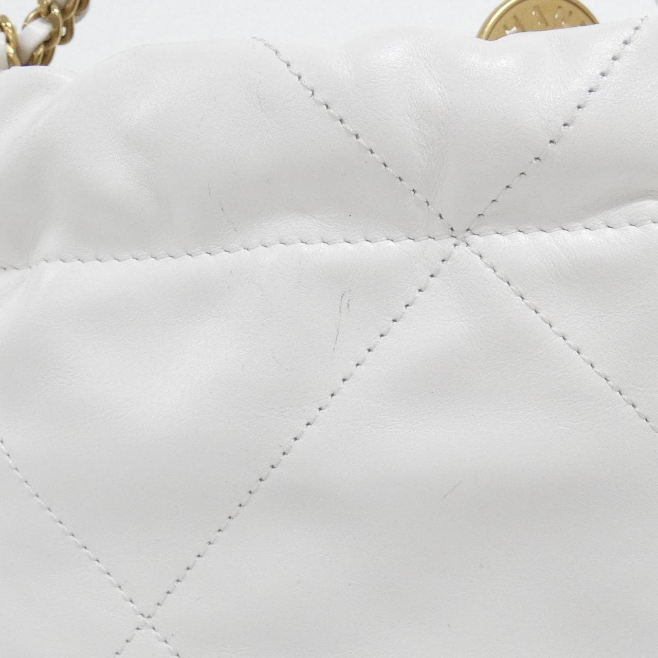 CHANEL Chanel 22 AS3980 Handbag 4